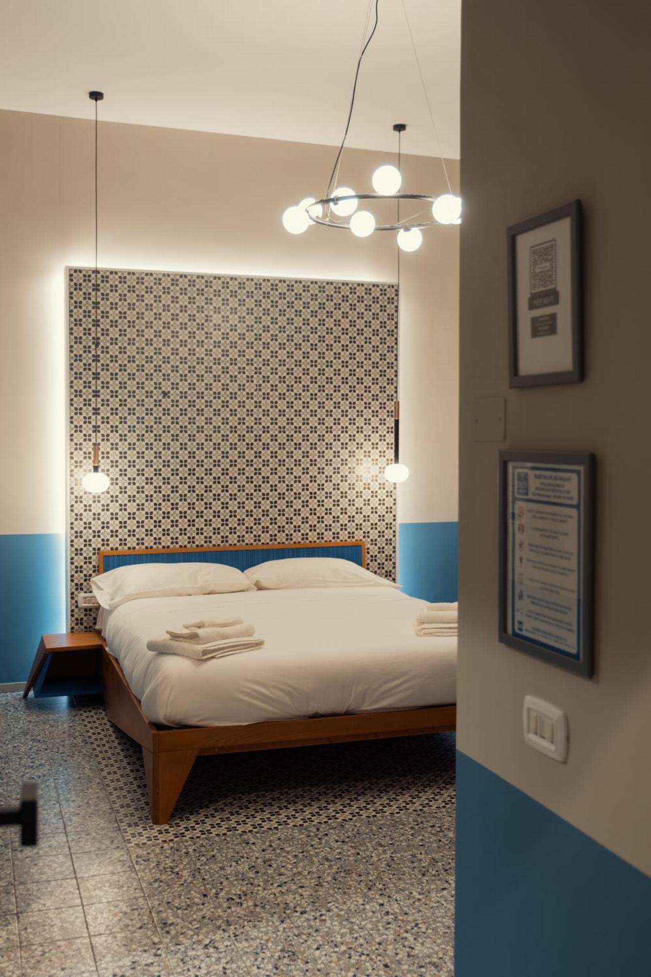 Occhi Di Napoli Experiential Relais Hotel Exterior photo